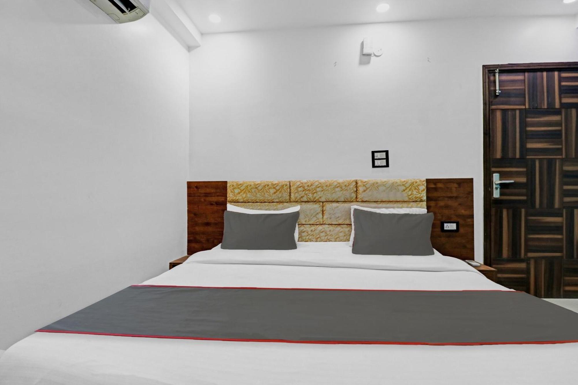 Hotel O Bharat Stay Near Indira Gandhi International Airport Neu-Delhi Exterior foto