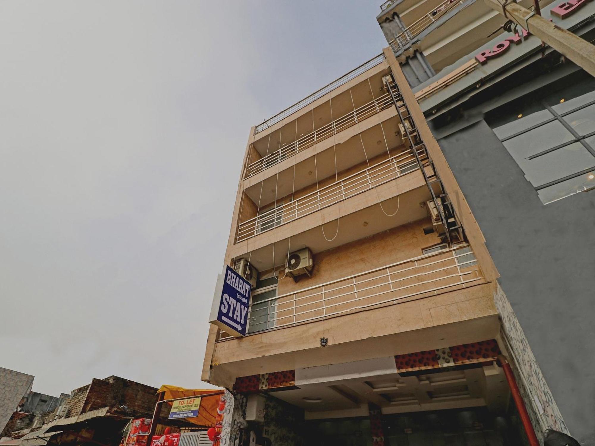 Hotel O Bharat Stay Near Indira Gandhi International Airport Neu-Delhi Exterior foto
